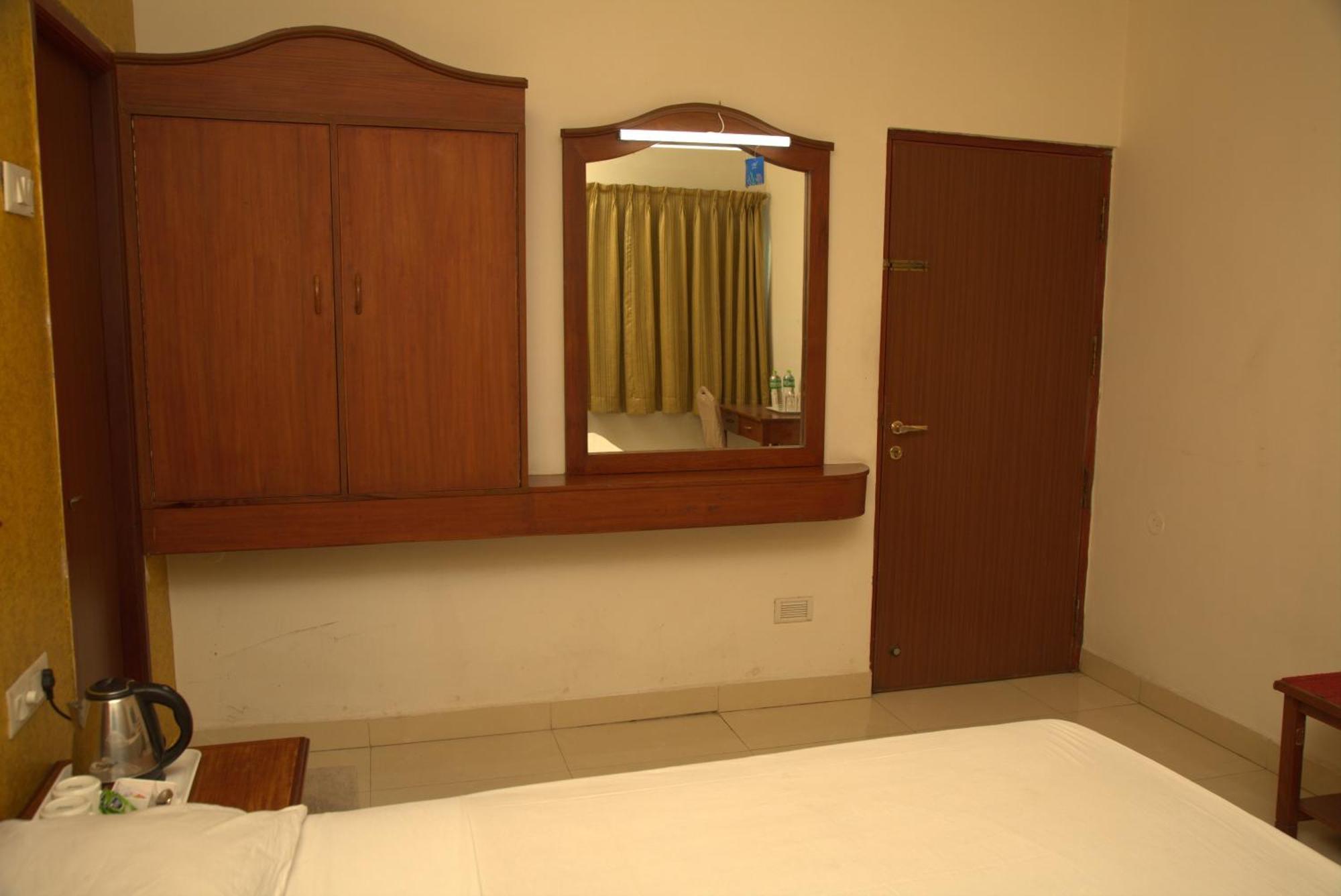 Kings Hotel Egmore Ченнаї Екстер'єр фото