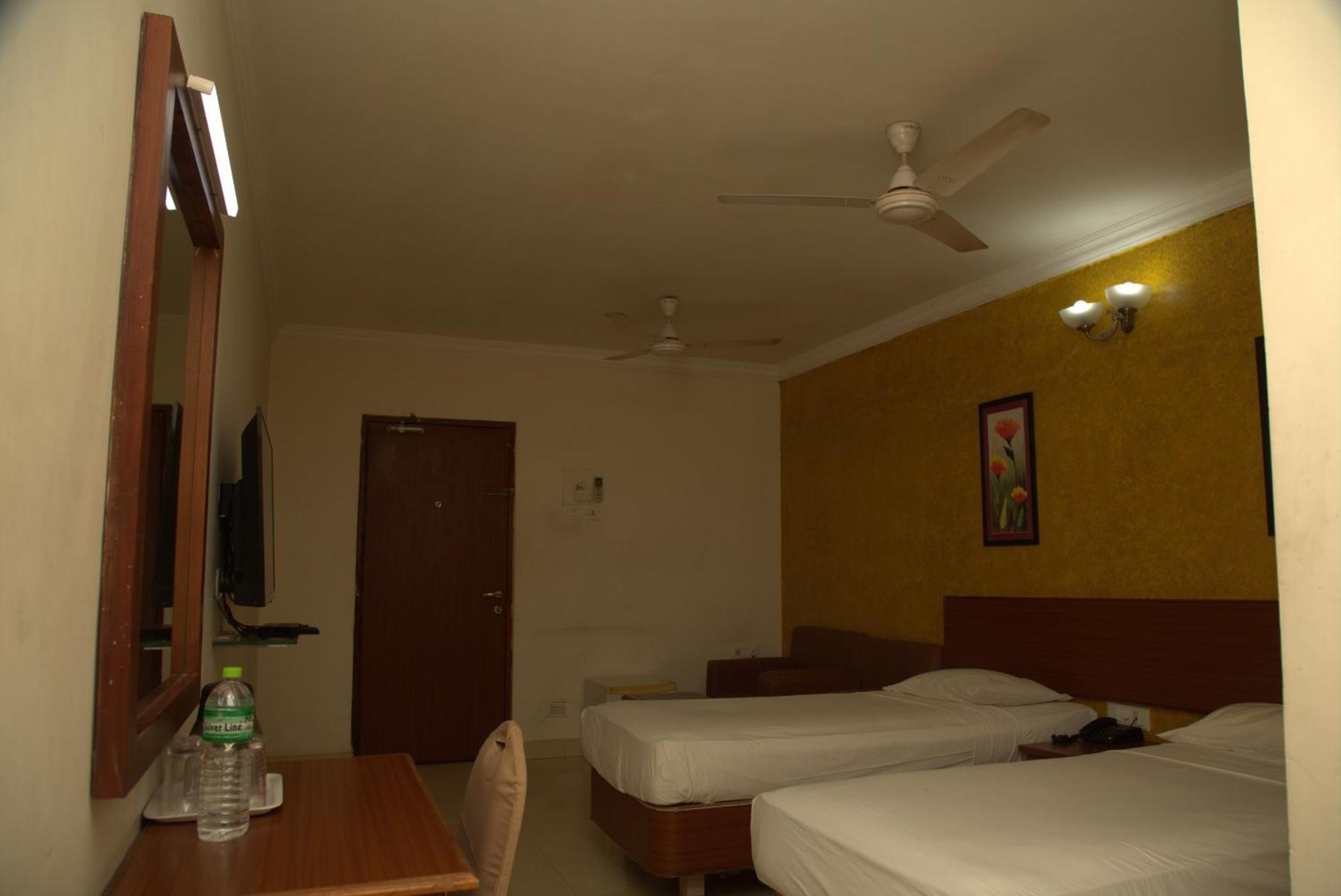 Kings Hotel Egmore Ченнаї Екстер'єр фото