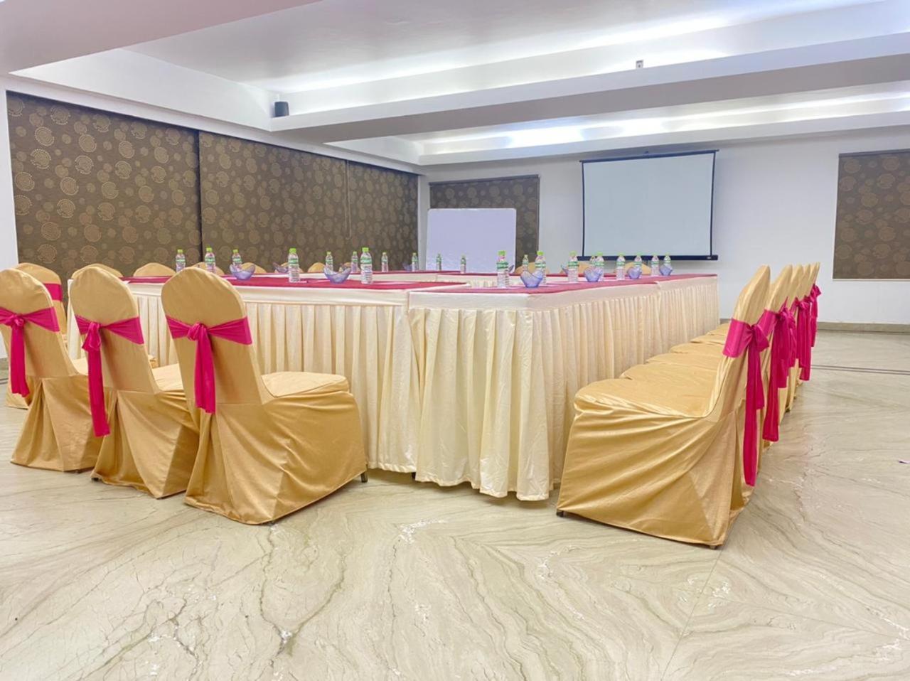 Kings Hotel Egmore Ченнаї Екстер'єр фото